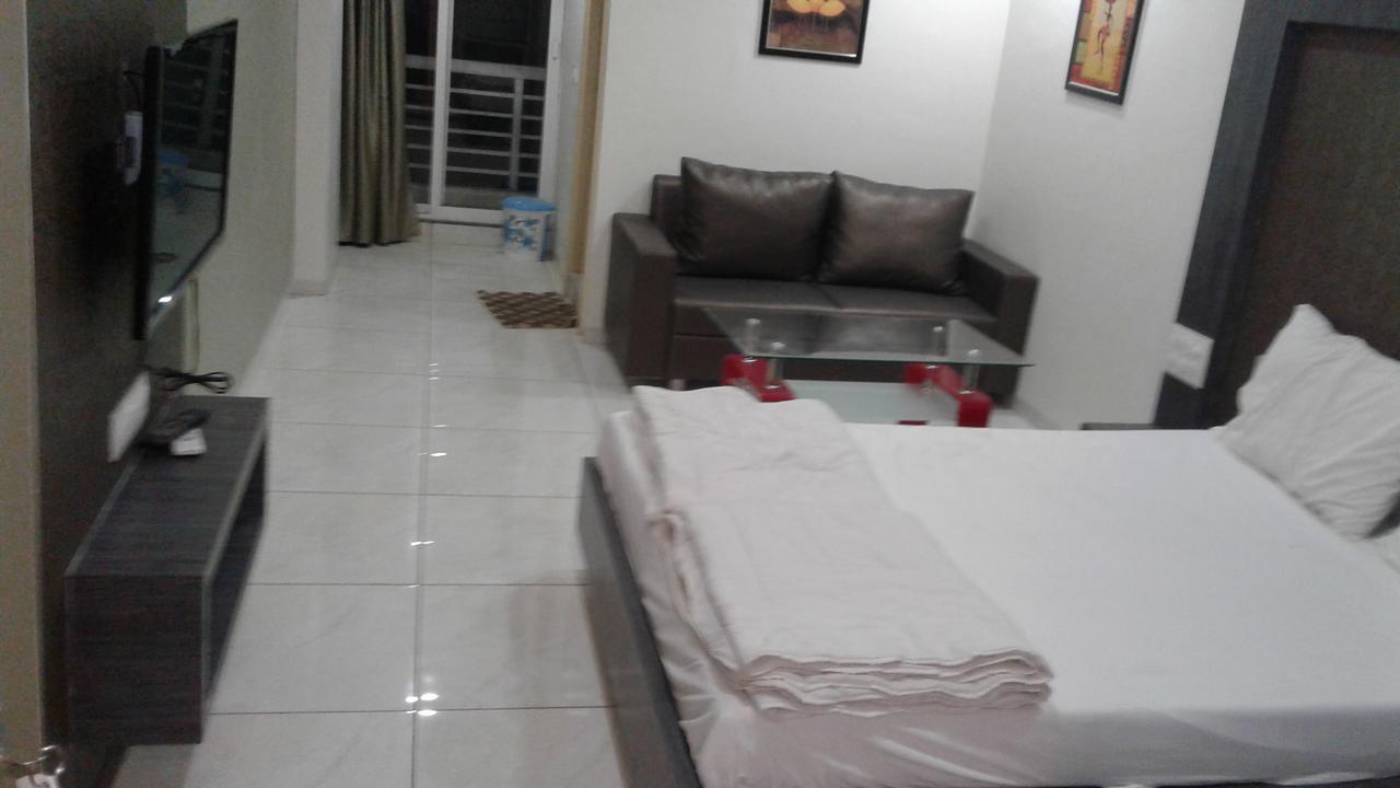 Hotel The Grand Parshwanath Sankeshvar 외부 사진