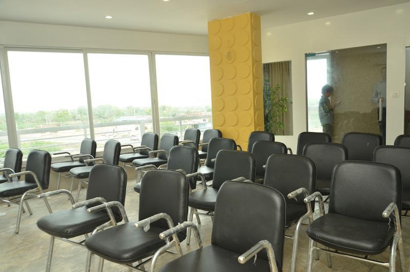 Hotel The Grand Parshwanath Sankeshvar 외부 사진