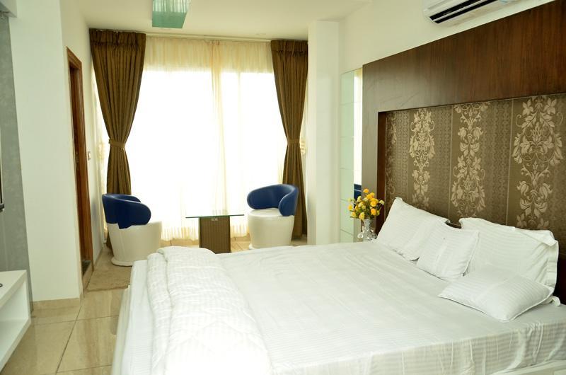 Hotel The Grand Parshwanath Sankeshvar 외부 사진